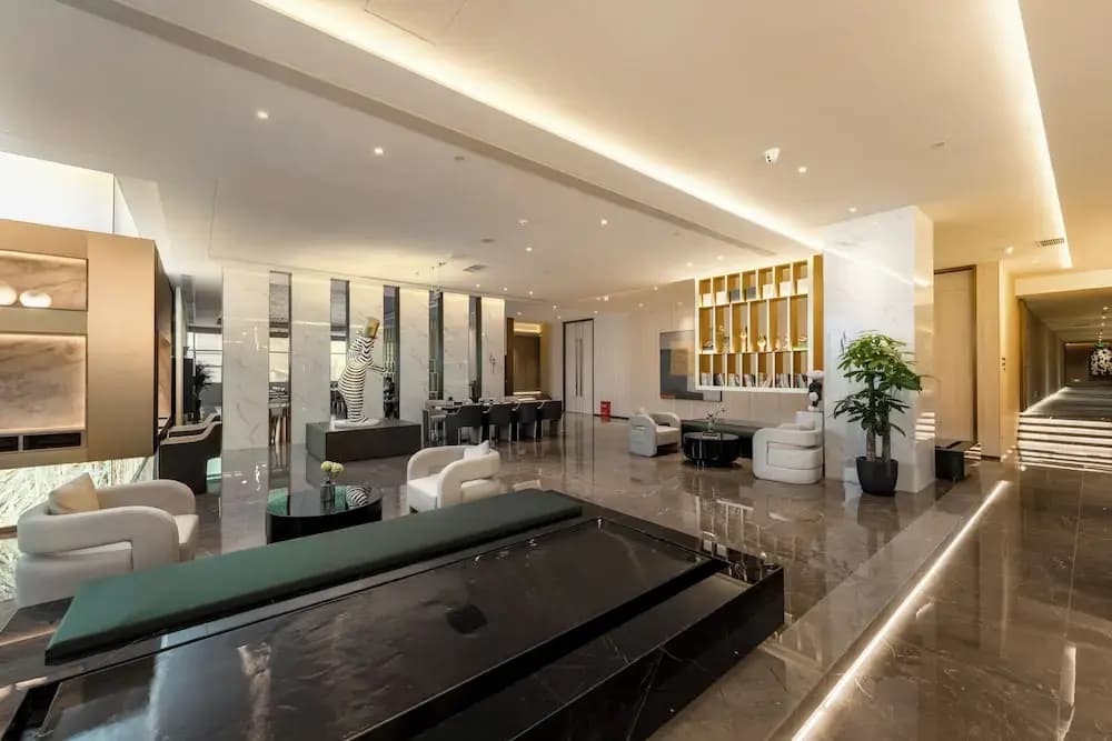 Hazens Hotel (Chengdu Chunxi Road, Tianfu Square)