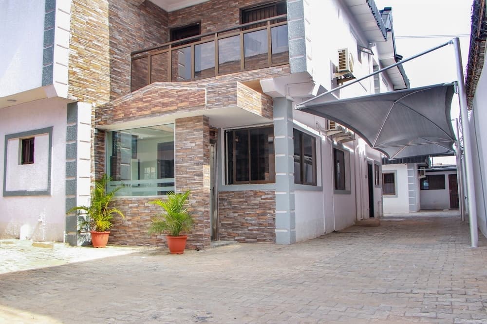 Mitos Luxury Suites