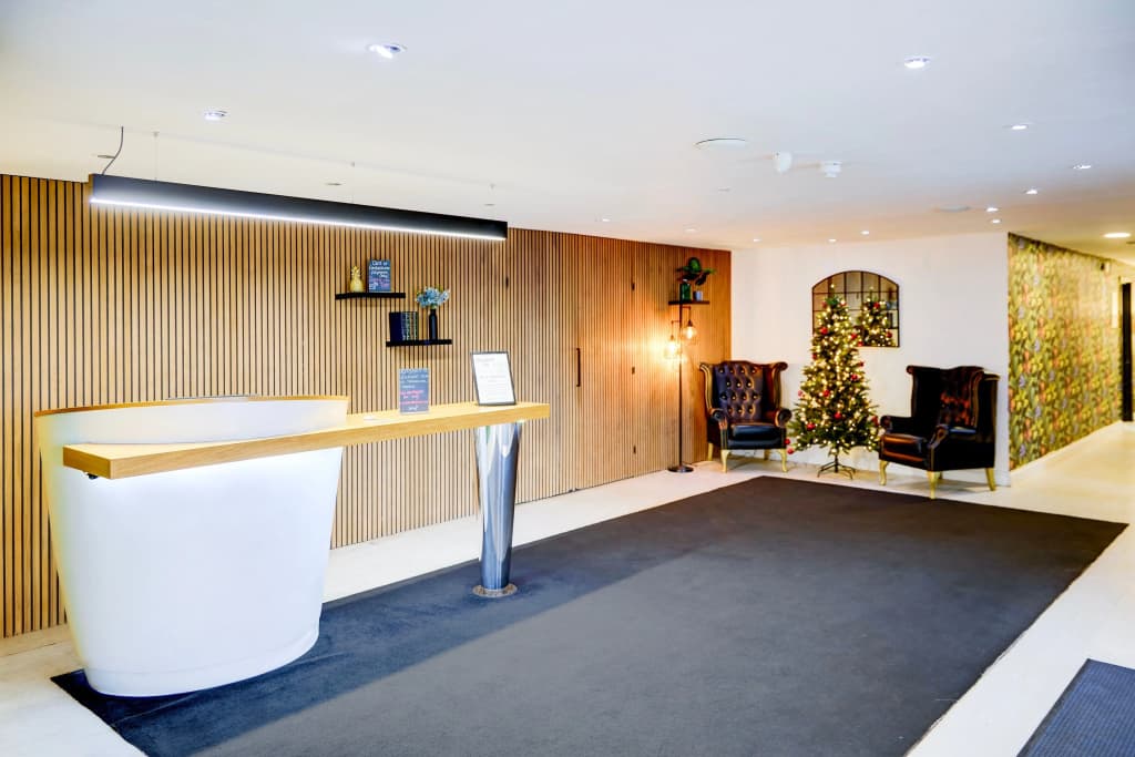 The Warwick Hotel by Colombo Edition