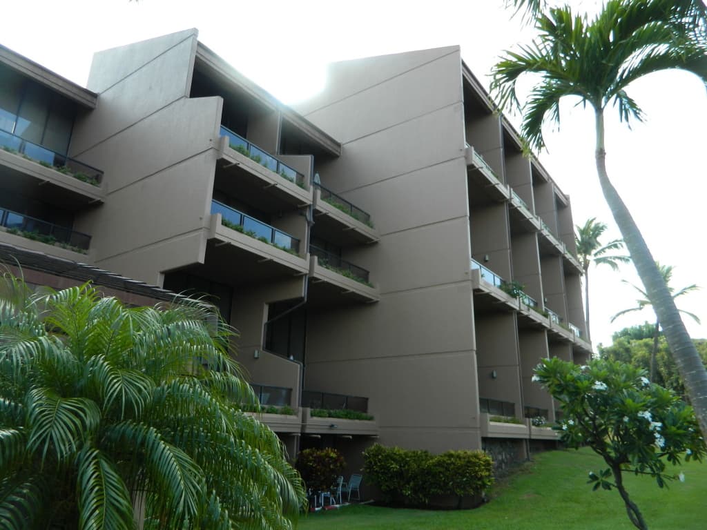 Kahana Villa
