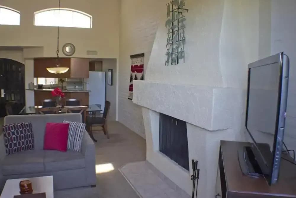 Scottsdale Camelback Resort VRHost