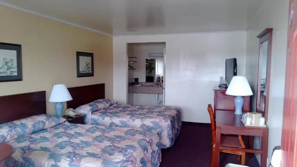 The Aventis Inn