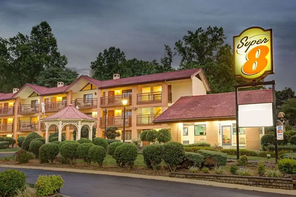 Super 8 Downtown Gatlinburg Convention Center