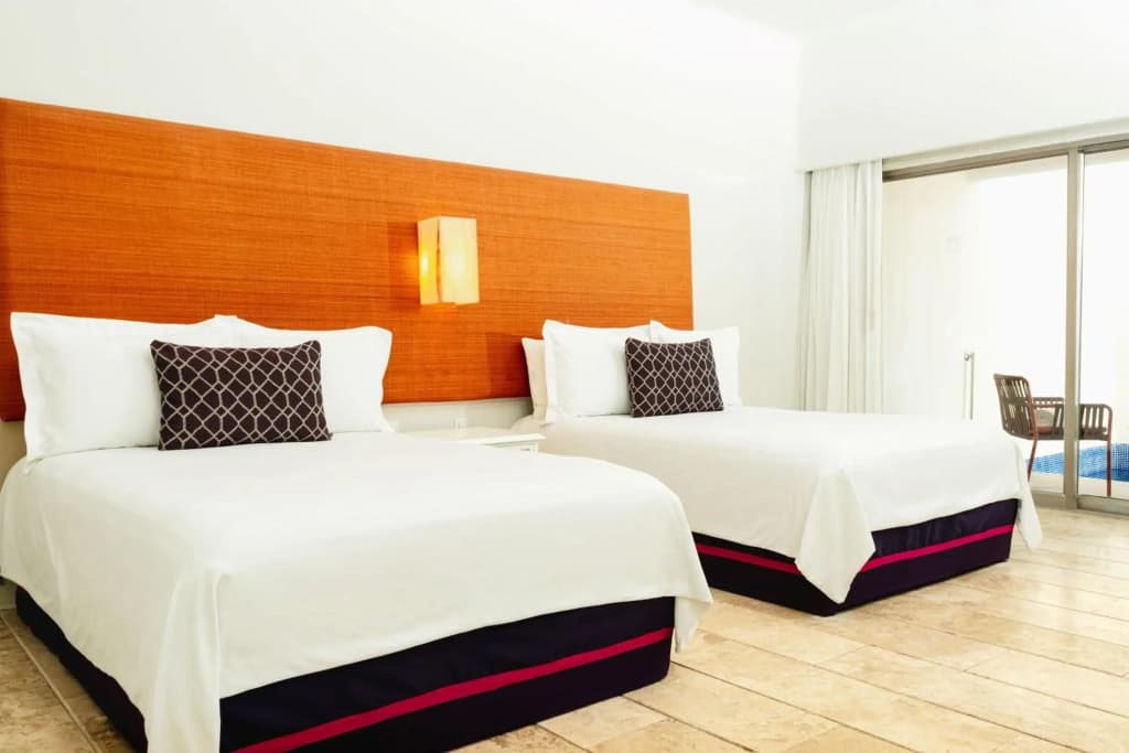 Camino Real Zaashila Huatulco