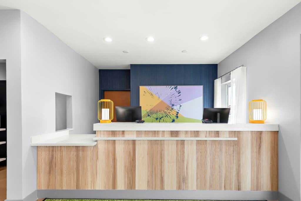 Spark by Hilton Springfield Southwest