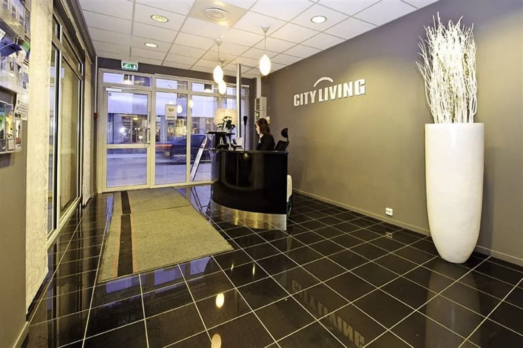First City Hotel