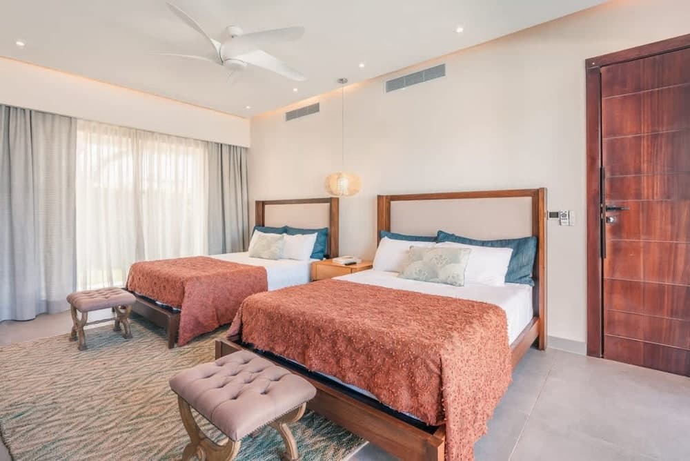 Majestic Villa With 5br and Jacuzzi in Cap Cana