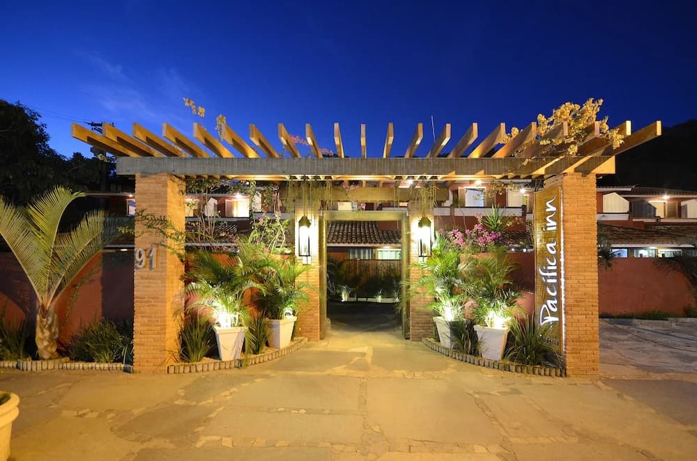 Suri Buzios Hotel