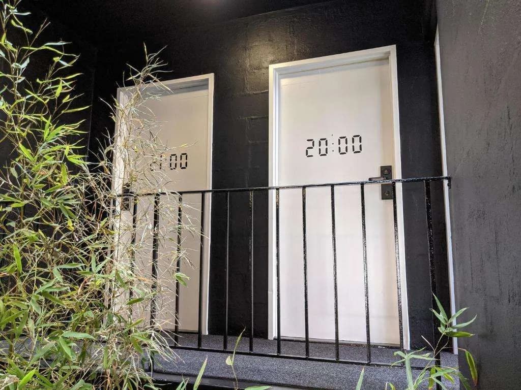 SoYa on Davis Apartment Hotel