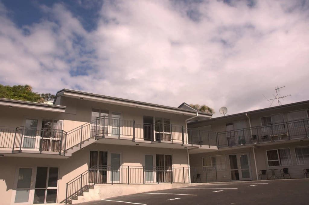 Newlands Court Motel