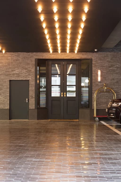 Le Mong Hotel