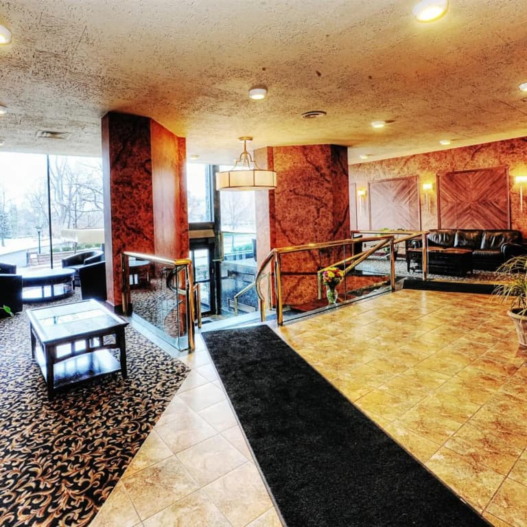 Lenox Hotel and Suites