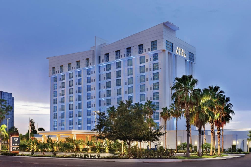 Hotel Alba Tampa, Tapestry Collection by Hilton, Westshore & Tampa Airport