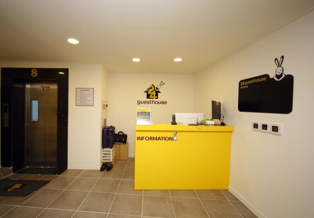 24 Guesthouse Sinchon Avenue