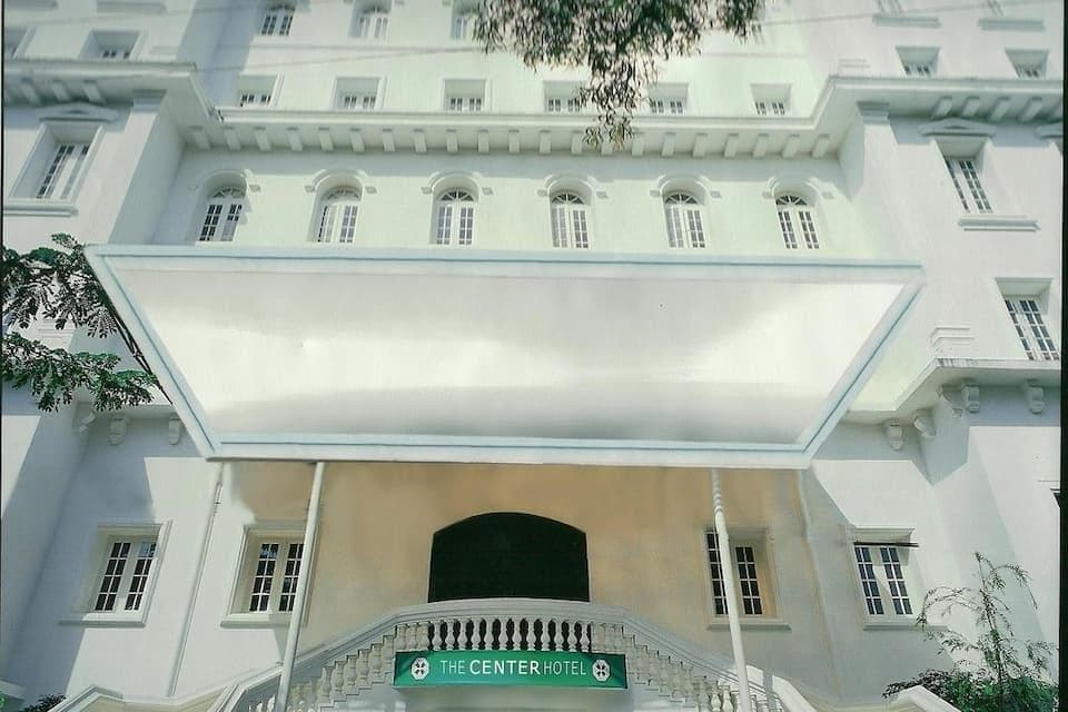 The Avenuecenter Hotel