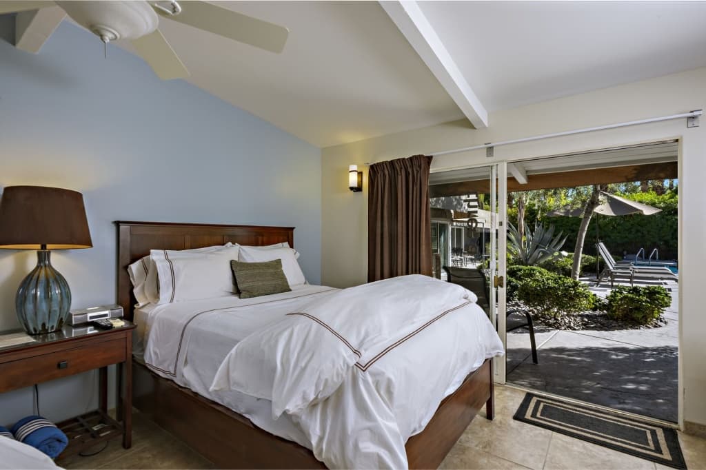 Avance Hotel