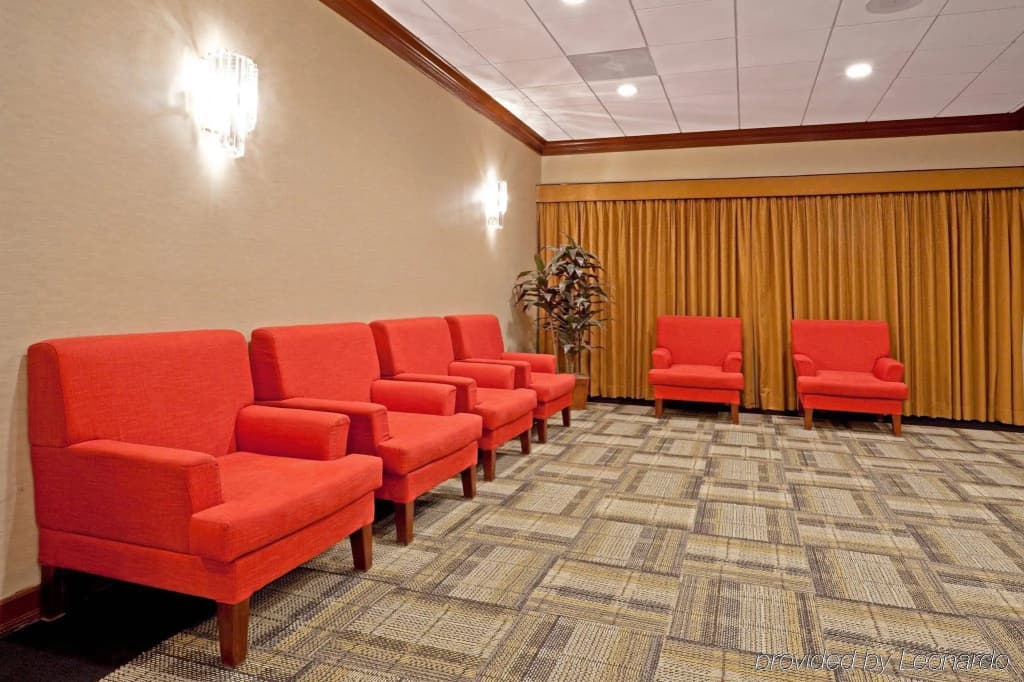 Garner Hotel Totowa by IHG