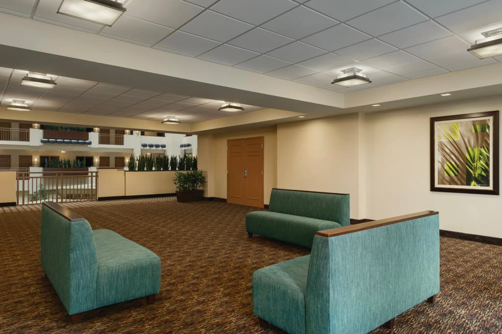 Embassy Suites by Hilton Orlando Lake Buena Vista South