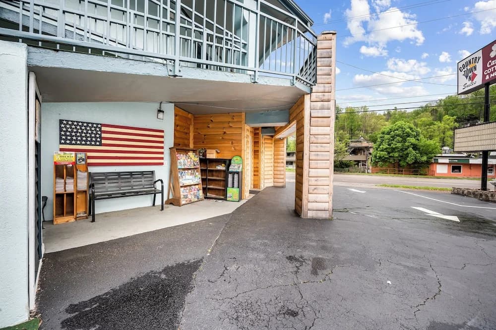 Country Town N Suites
