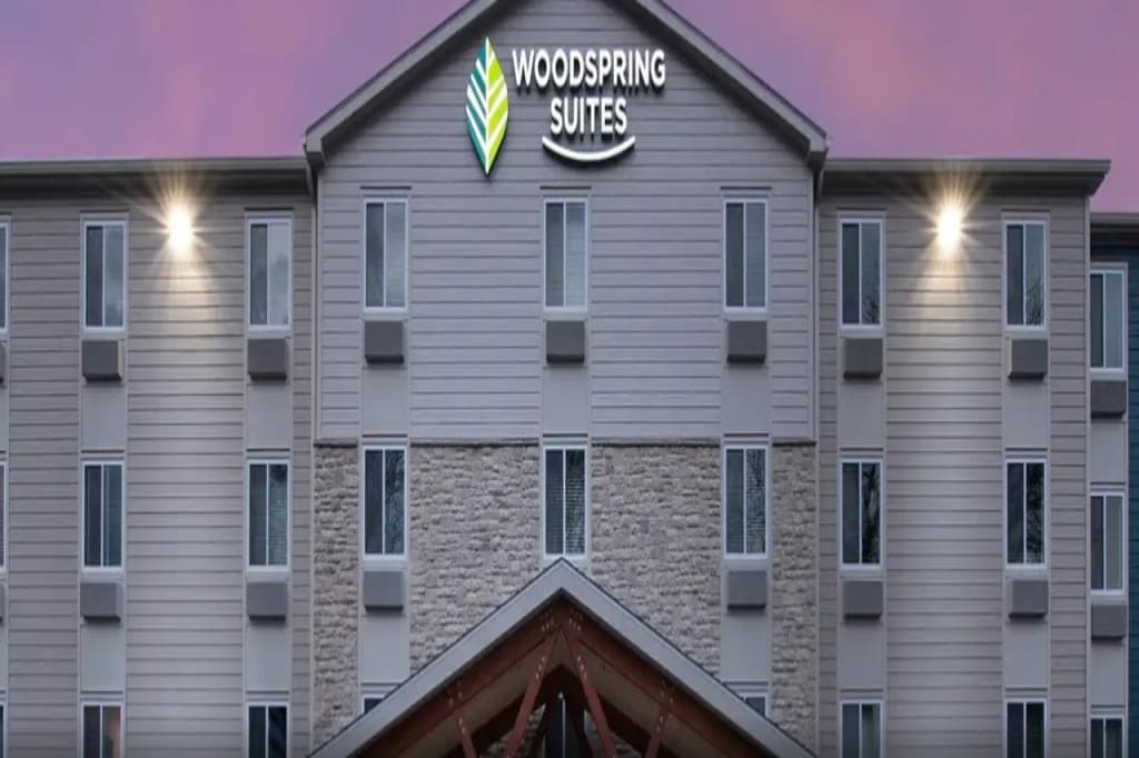 Woodspring Suites Baton Rouge Airport