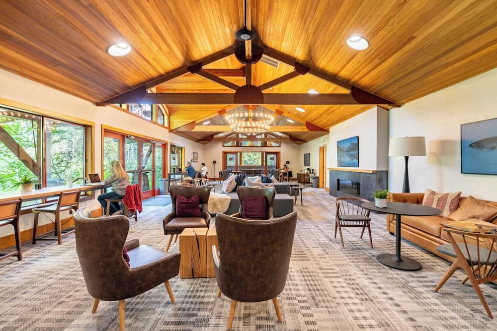 Sierra by Avantstay Ski In/ Ski Out! Near Truckee w/ Access to Northstar Resort Community