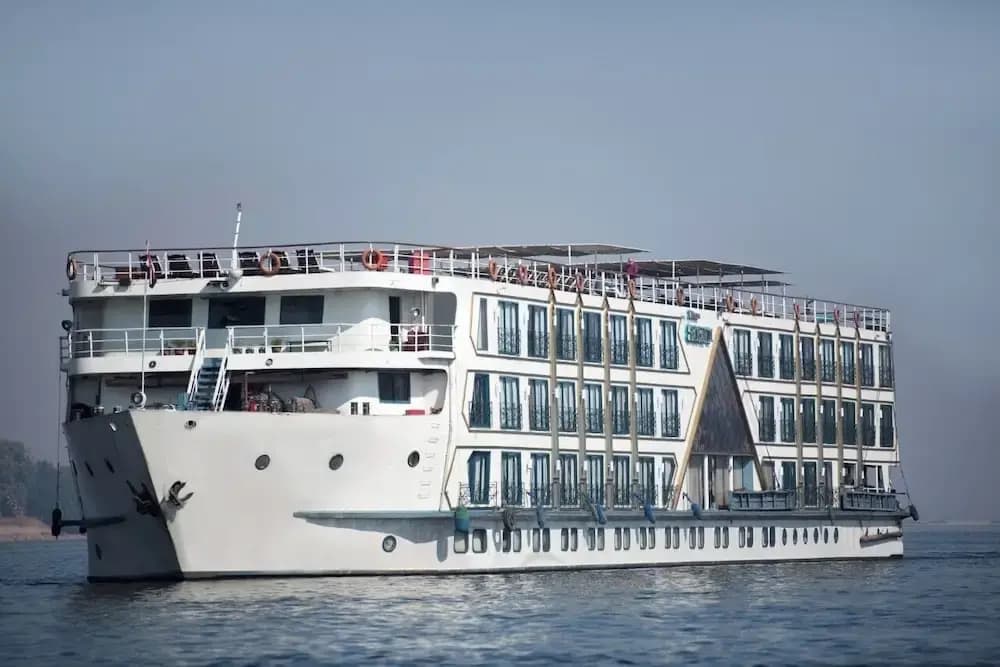 Excellent Nile cruise 4 & 6 Nights