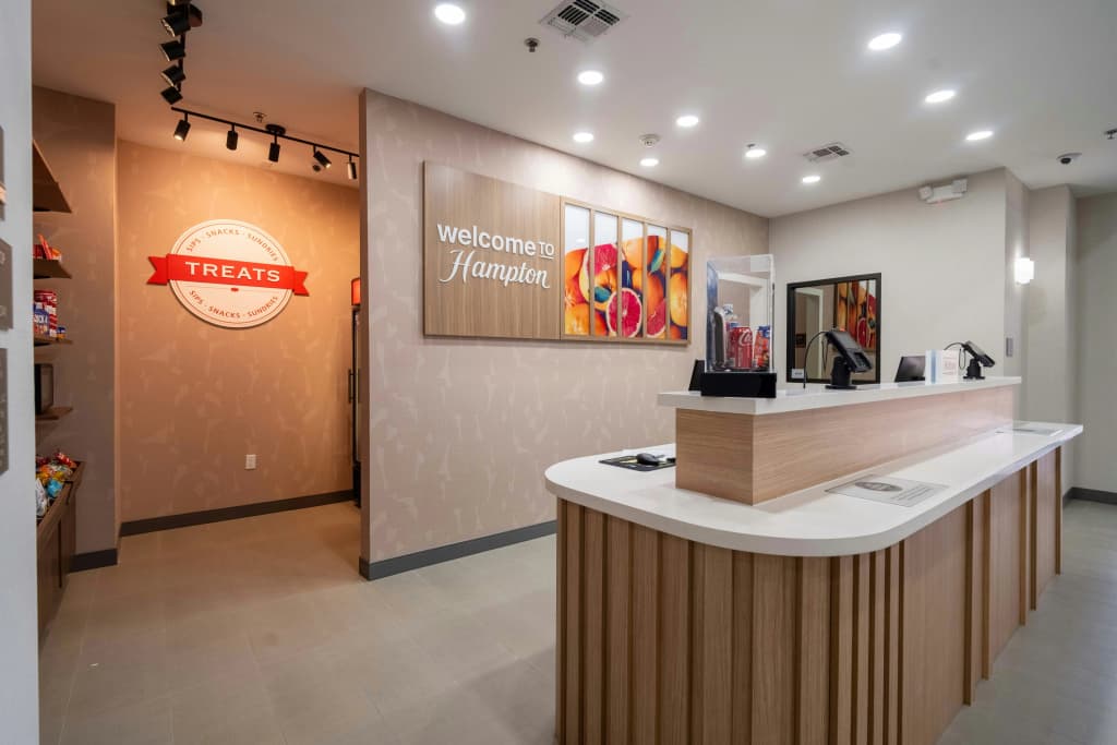 Hampton Inn & Suites Mission
