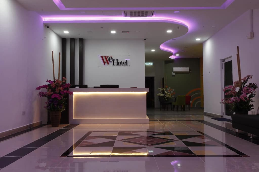 WE Hotel