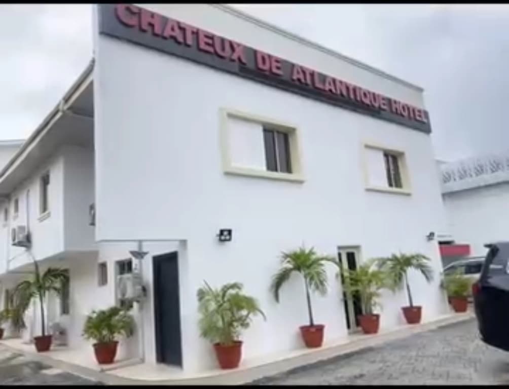 Chateux De Alantique Hotel