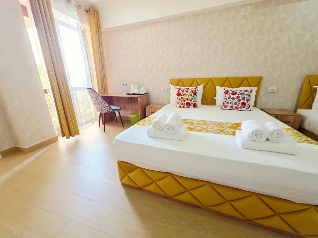 Samarkand Imron Hotel