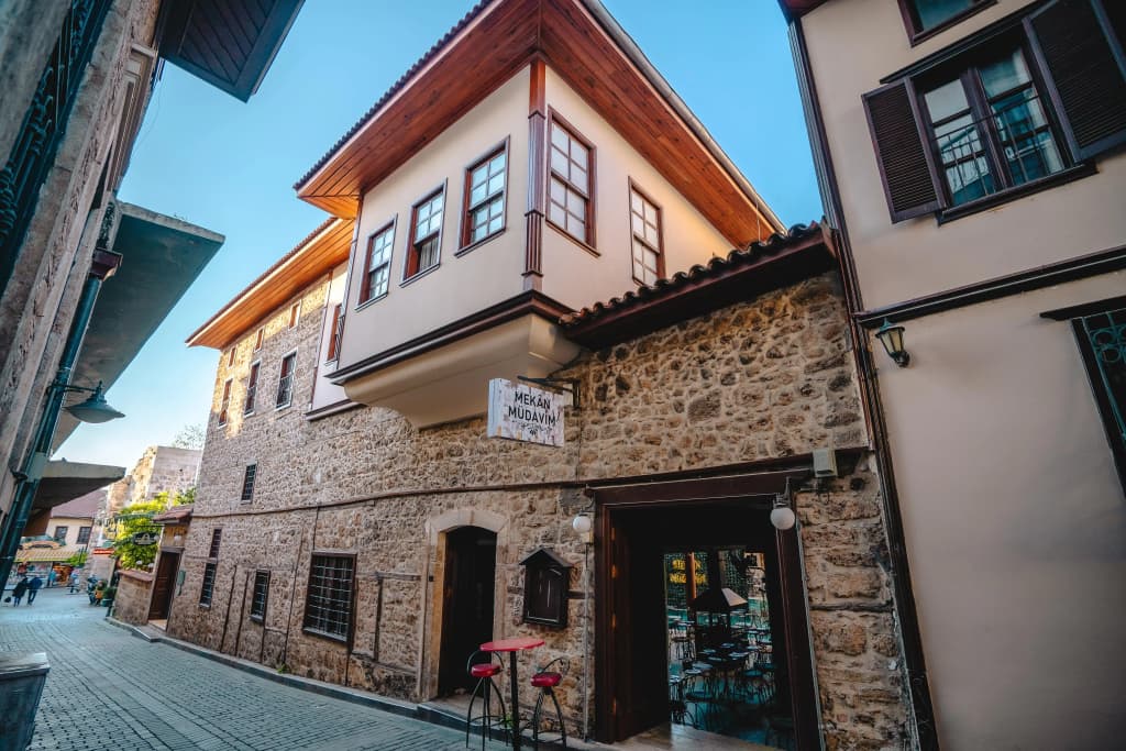 Mediterra Art Hotel