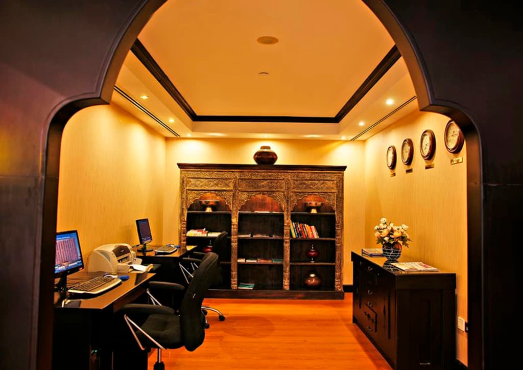 Arabian Courtyard Hotel & Spa