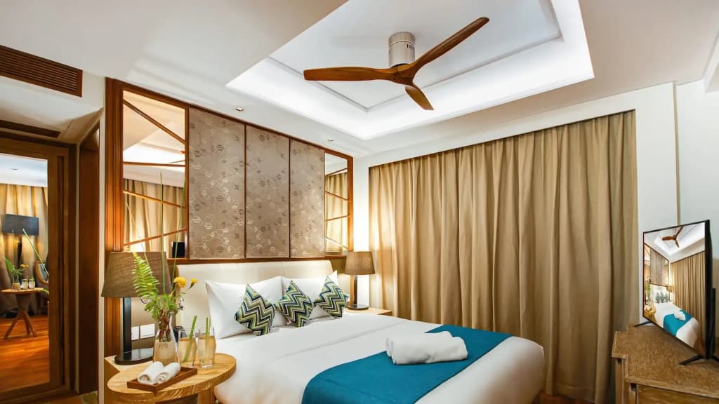 Seasalter Maldives Hotel