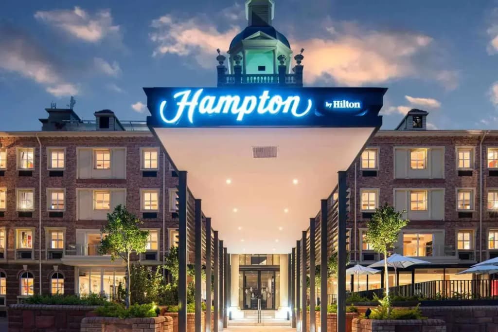 Hampton By Hilton Sandton Grayston