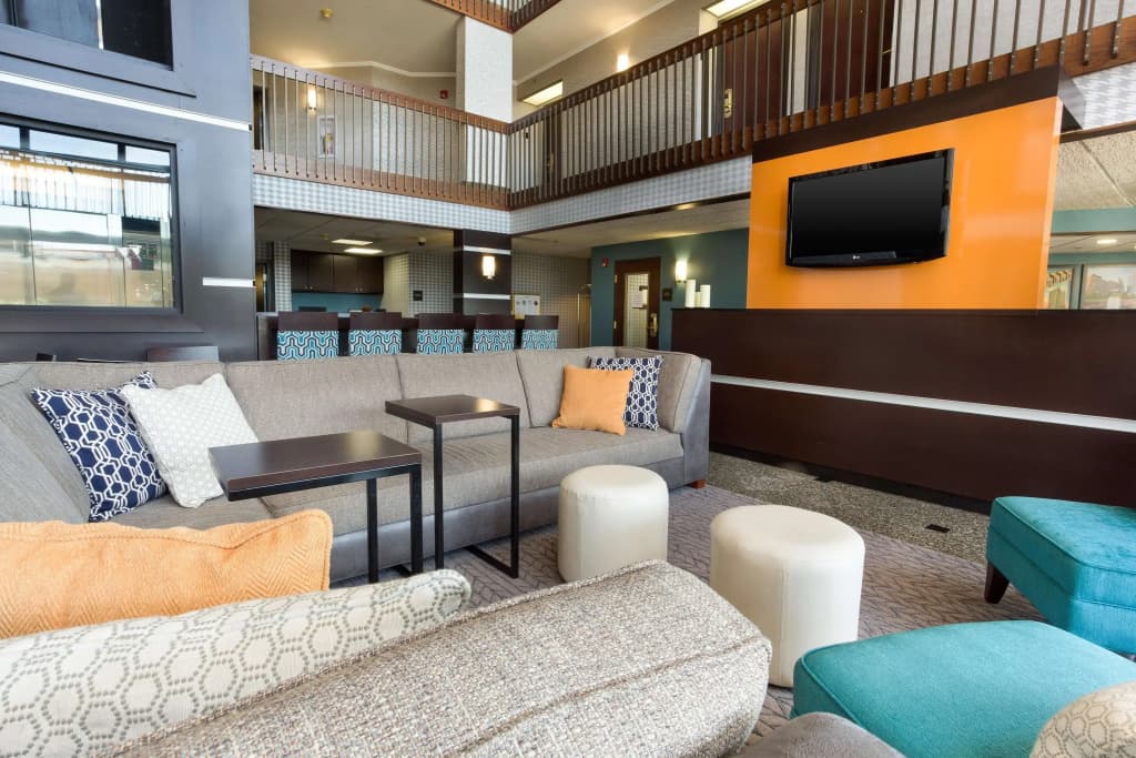 Drury Inn & Suites Greensboro