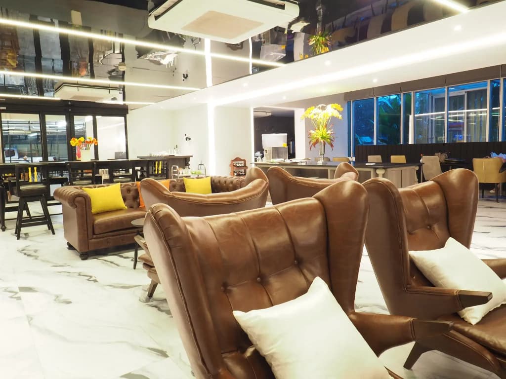 Palette Bella B All Suites Bangkok Hotel