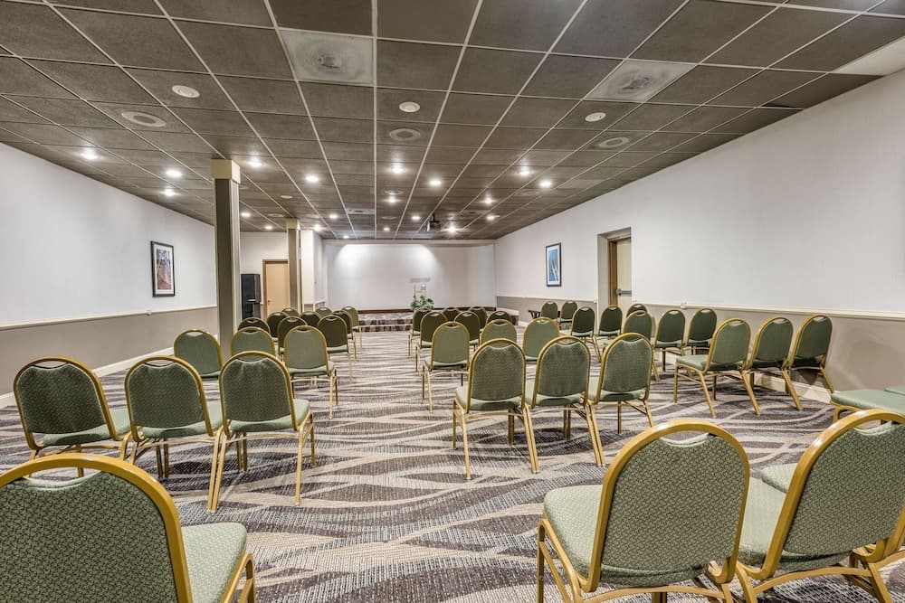 SureStay Hotel by Best Western SeaTac Airport North